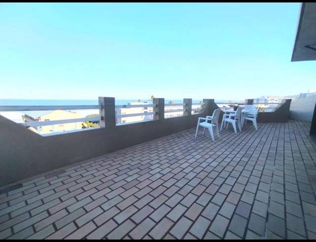 3 BEDROOM APARTMENT FOR SALE IN MARGATE BEACH